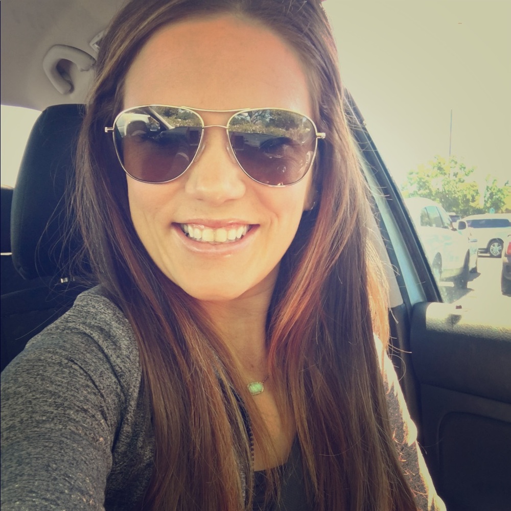 Meet your Posher, Sarah