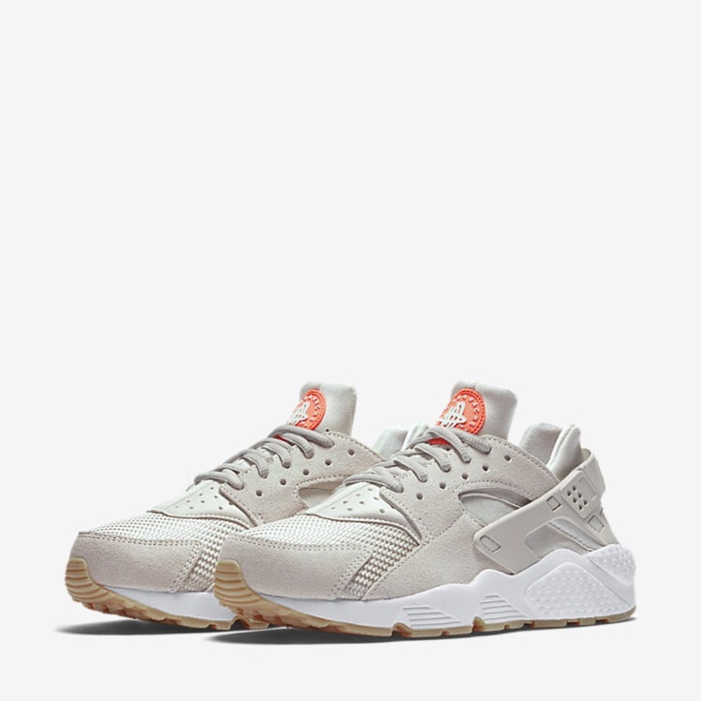 Nike "Spring Hues" Huaraches