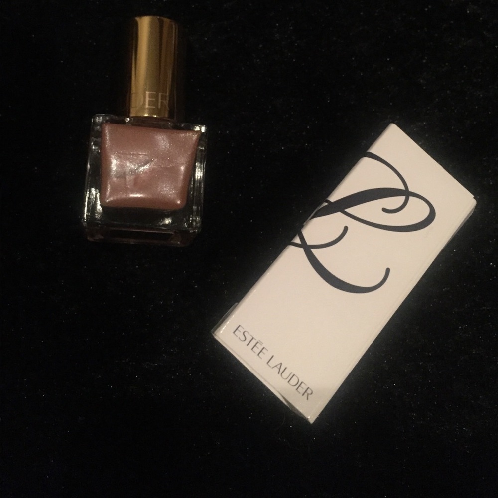 Estée Lauder Pure Color Nail Polish #69