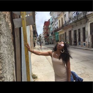 Meet your Posher, Nadia