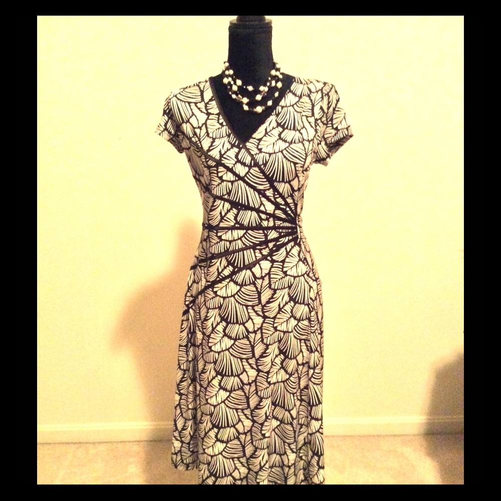 Beautiful black and white dress