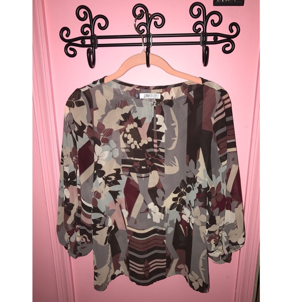 Jennifer Lopez blouse