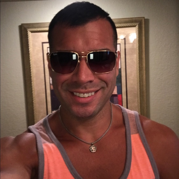 Meet your Posher, Craig - Picture 1 of 1