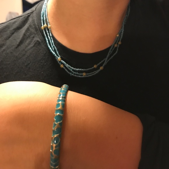 Set - Picture 2 of 2