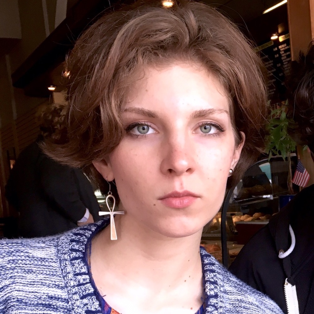 Meet your Posher, Madelyn
