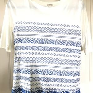 3/4 sleeve blue and white embroidered top!!!