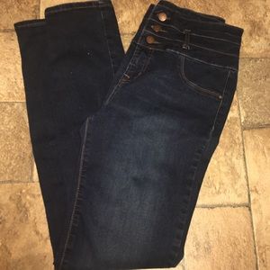 NWOT High Waisted Refuge Jeans