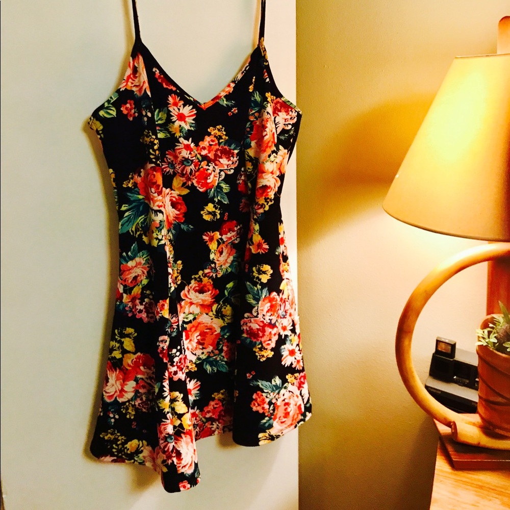 NWOT Strappy Floral Sundress