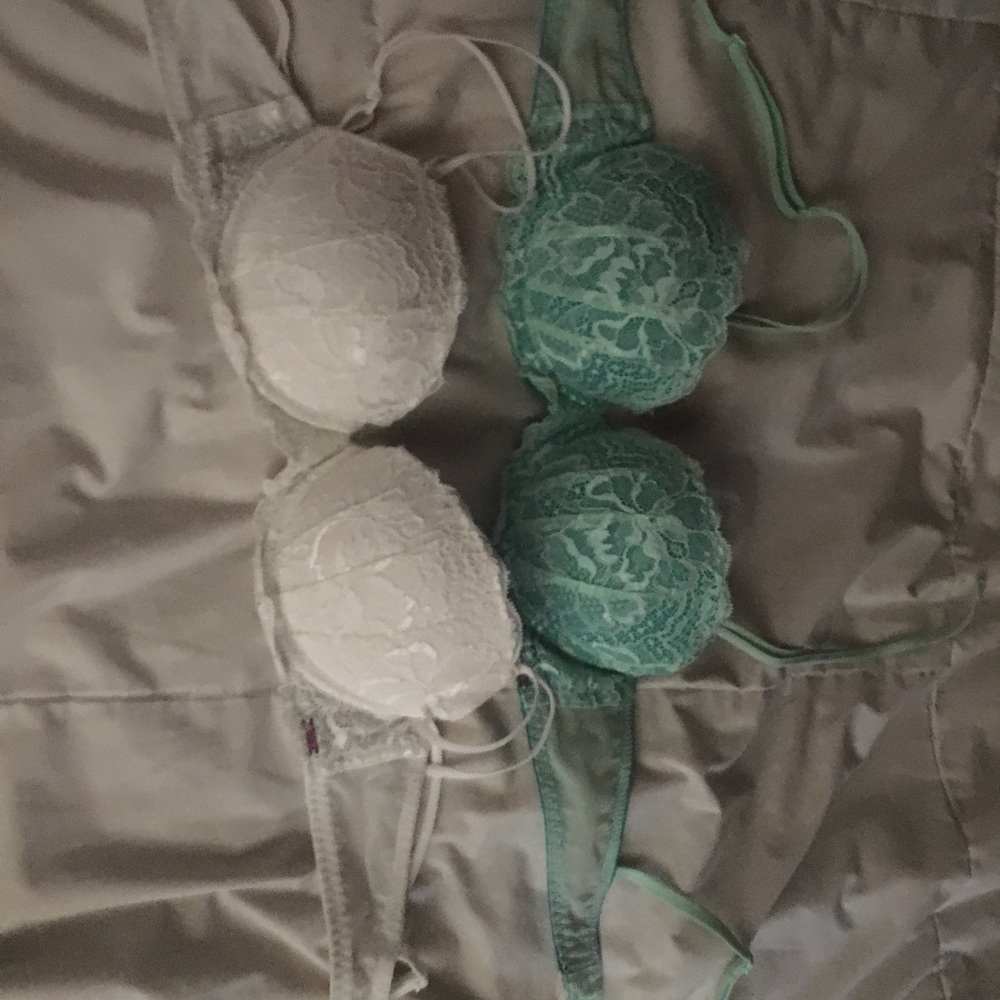 Pink bras 32A