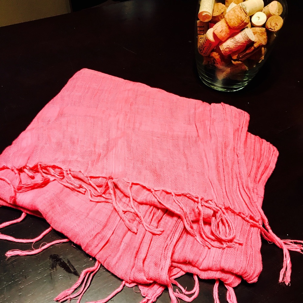 Pink Linen Scarf with Fringe