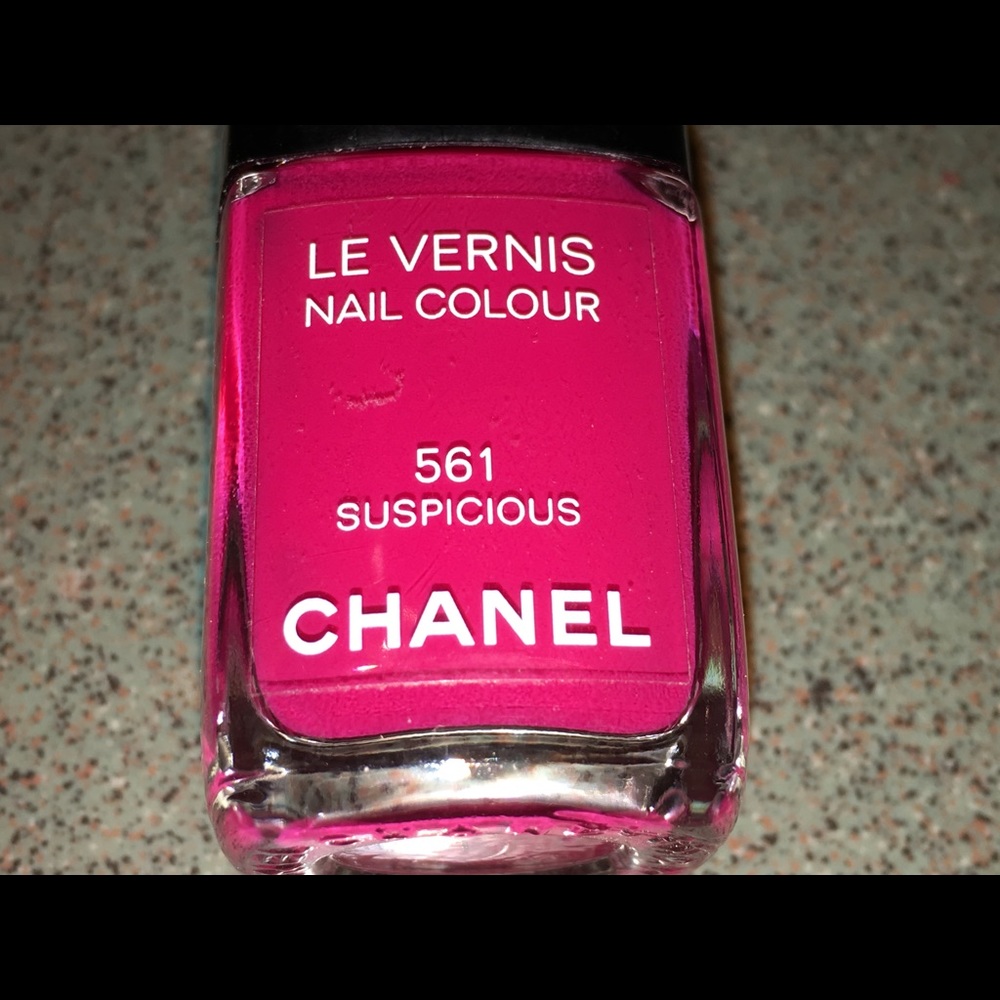 Chanel Le Vernis SUSPICIOUS #561 Nail Polish Rare