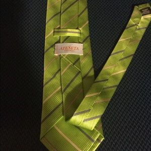 ATESETA FIRENZE MEN'S TIE.  100% SILK.