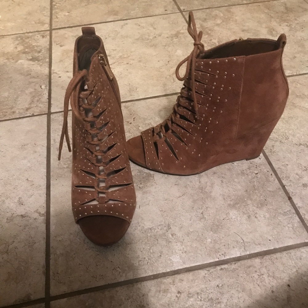 Jessica Simpson booties