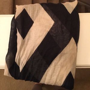 Scarf -Bin 8