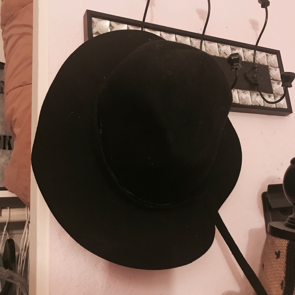 Element Floppy Wool Hat - Picture 2 of 4