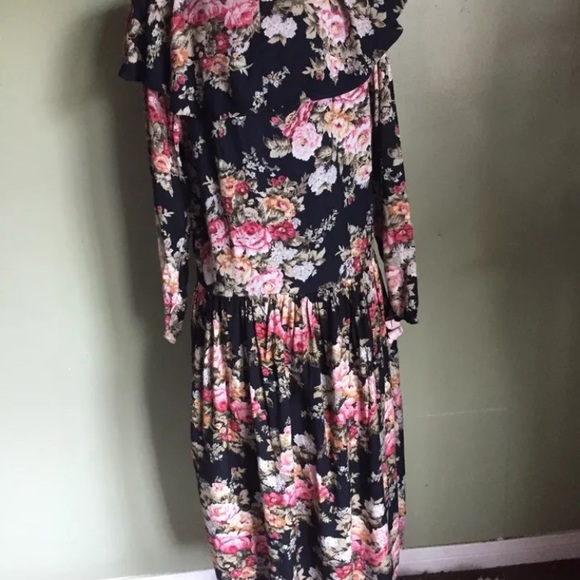 Vintage 1990’s Karavan Floral long dress - Picture 4 of 4