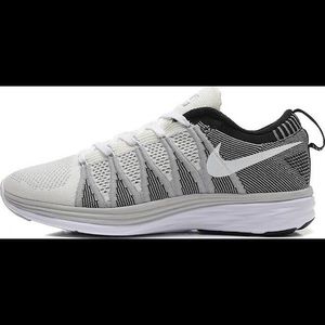 NIKE FLYKNIT LUNAR 2