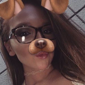 Meet your Posher, Ary