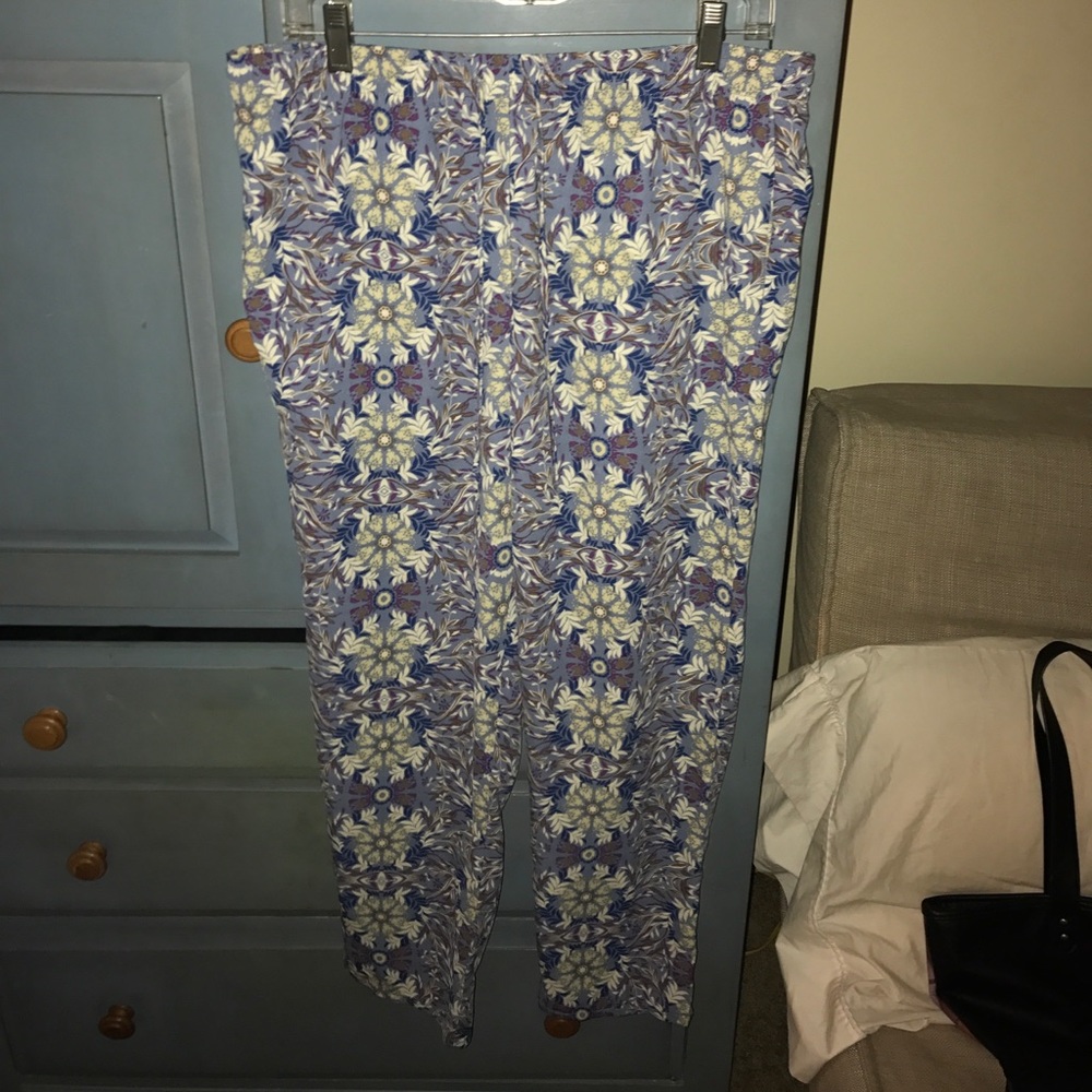 Floral casual pants forever 21