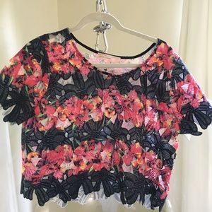 FLORAL AND FEMME lace cut out floral top
