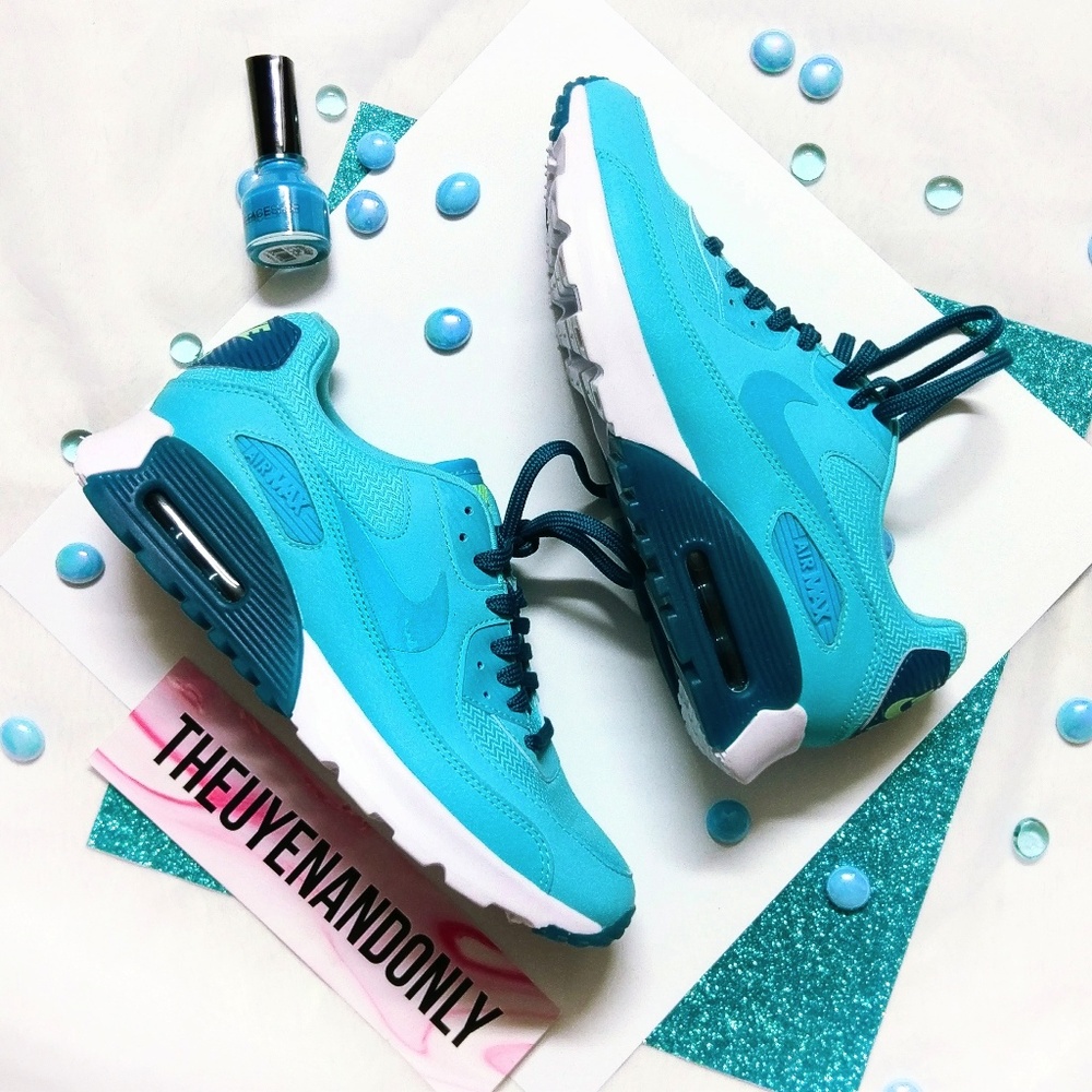 💠NEW💠 Nike Air Max 90 Ultra Essential