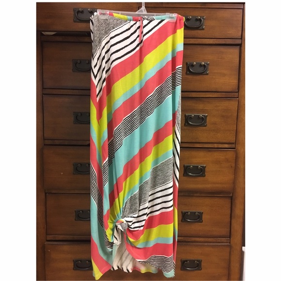 Striped maxi skirt - Picture 2 of 2