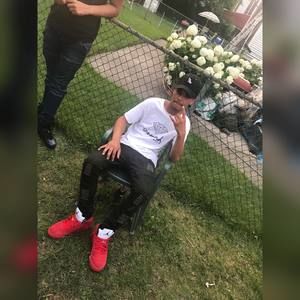 Meet your Posher, Tråy