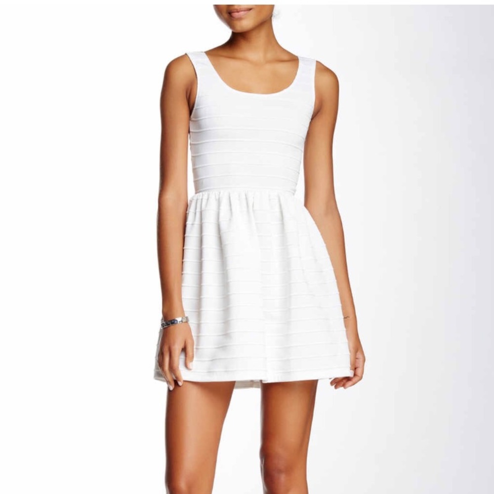 🇺🇸🇺🇸 SALE! Adorable White Dress