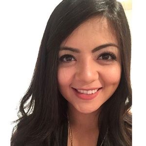 Meet your Posher, Antoinette