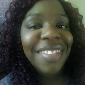 Meet your Posher, Alana