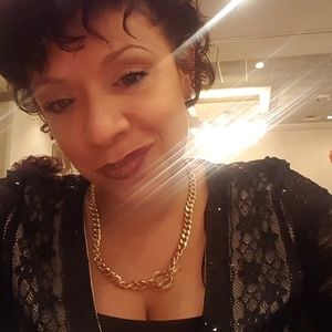 Meet your Posher, Jacqueline