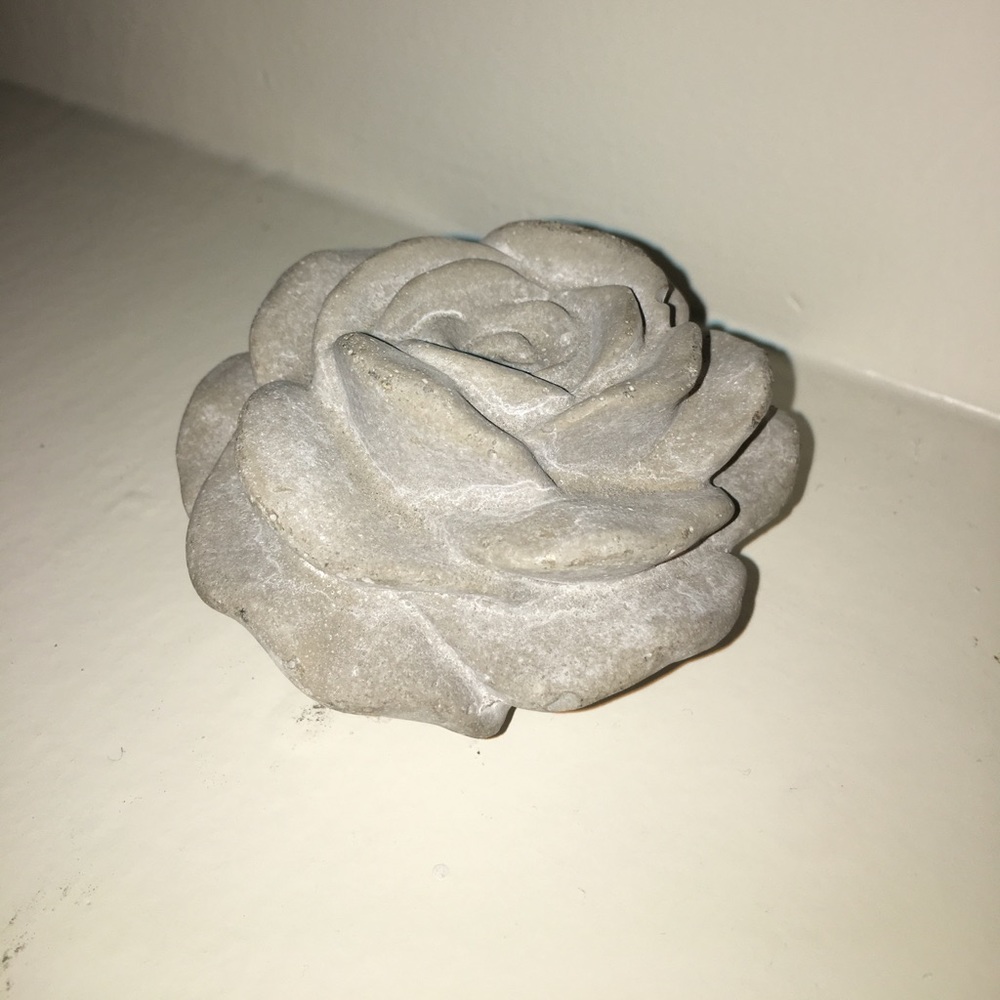 Rock Flower - Picture 3 of 3