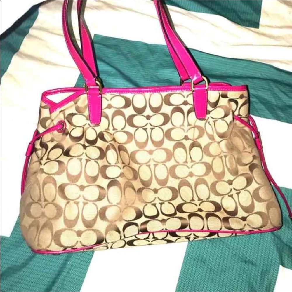 Authentic Coach bag - Picture 3 of 4