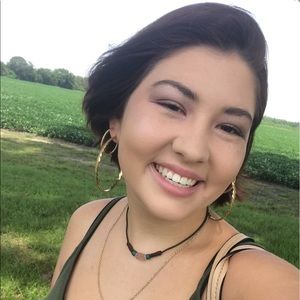 Meet your Posher, Kaleigh