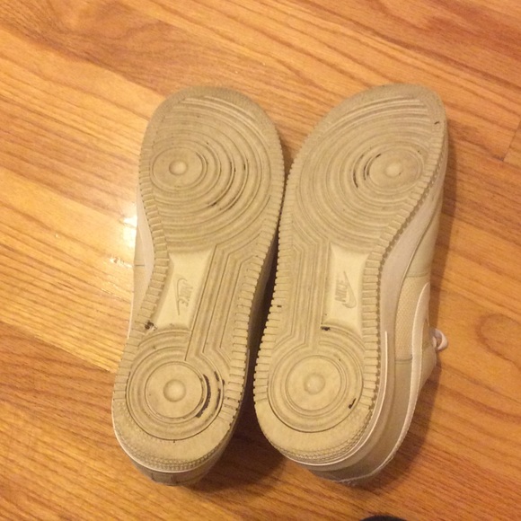 BIRCH/WHITE SNEAKERS - not sure how many times worn. Good condition. - Picture 4 of 4