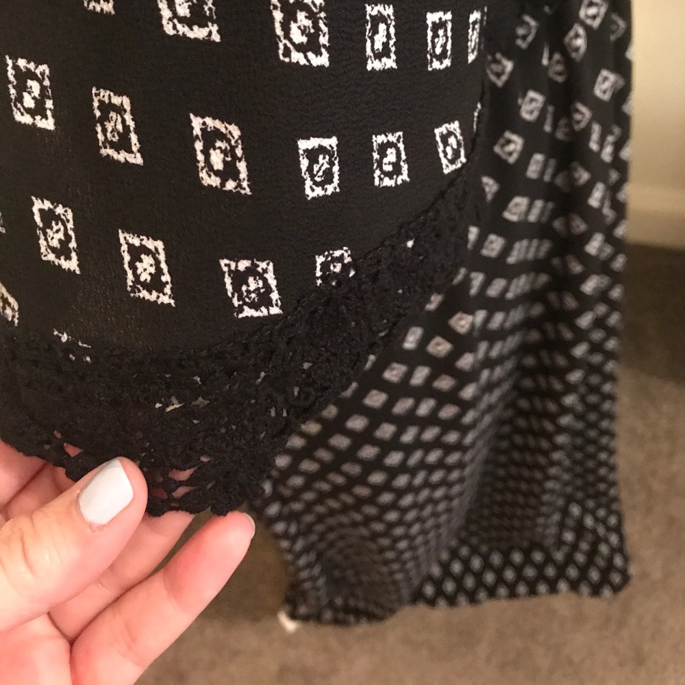 Maxi - Picture 5 of 5
