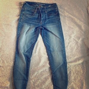 American Eagle skinny jeans