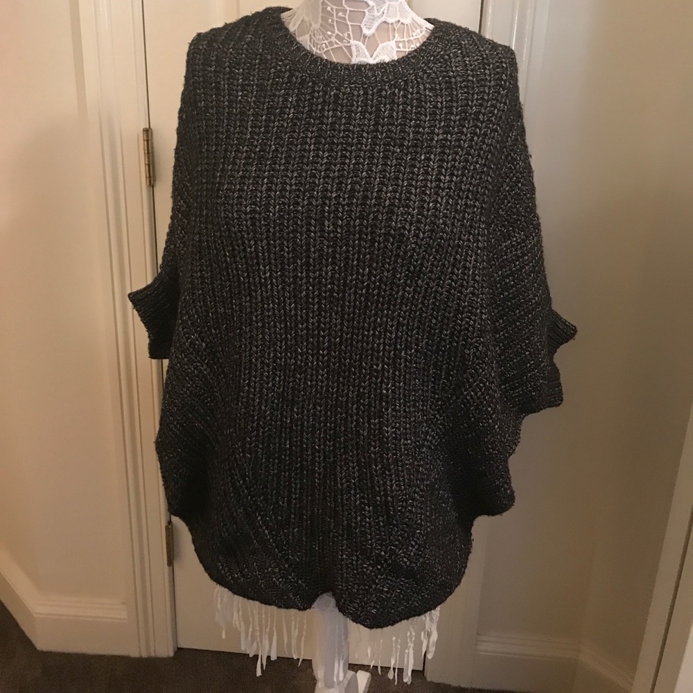 VS poncho