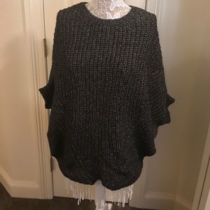 VS poncho