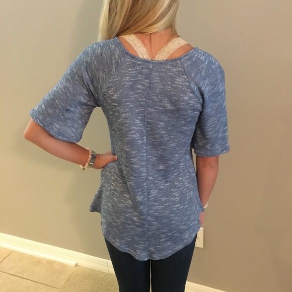 Comfortable, cute top - Picture 3 of 3