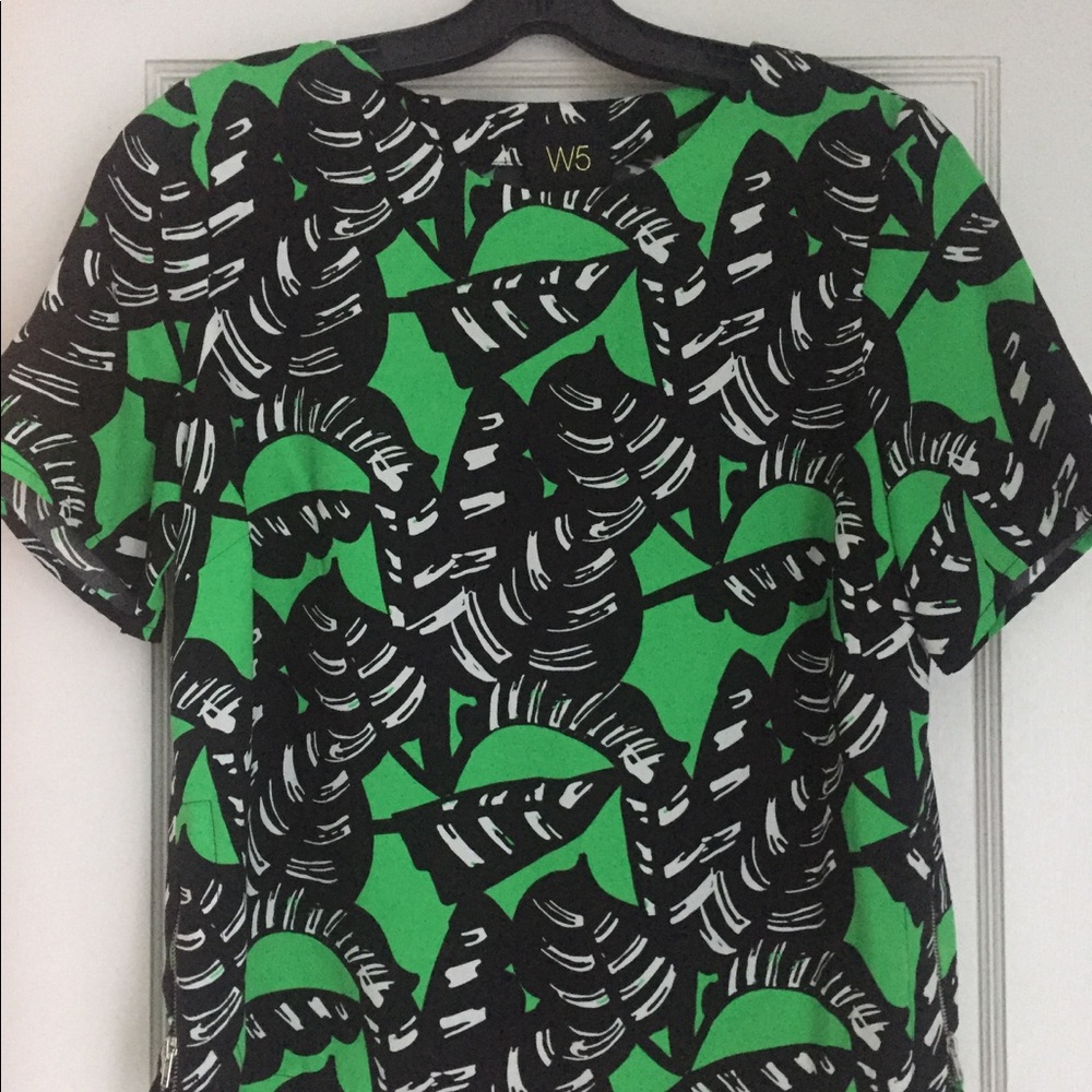 Modern jungle print top
