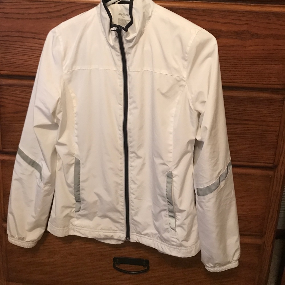 Gap Body Works workout zipper front jacket.