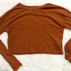 NWOT Forever 21 long sleeve crop top sz M