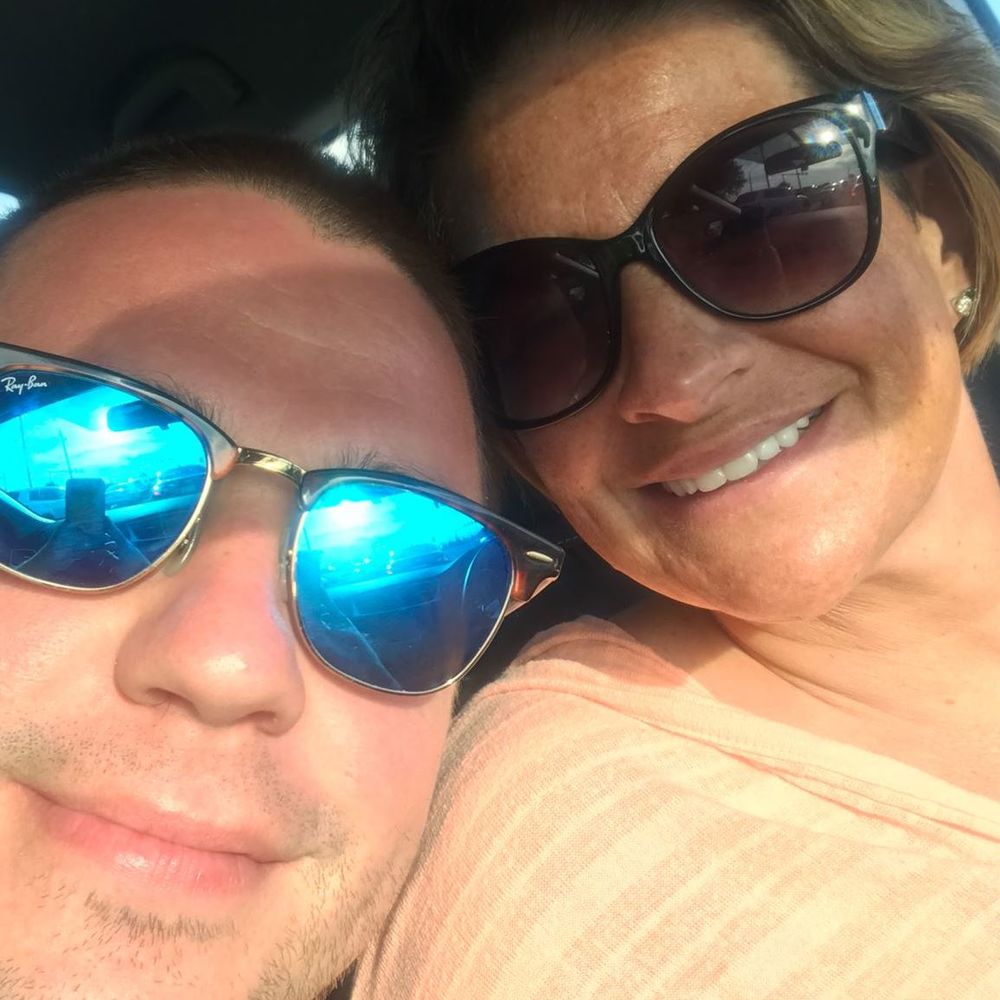 Meet your Posher, Mindy n j