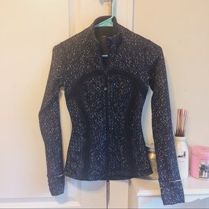NWOT Lululemon zip up light jacket