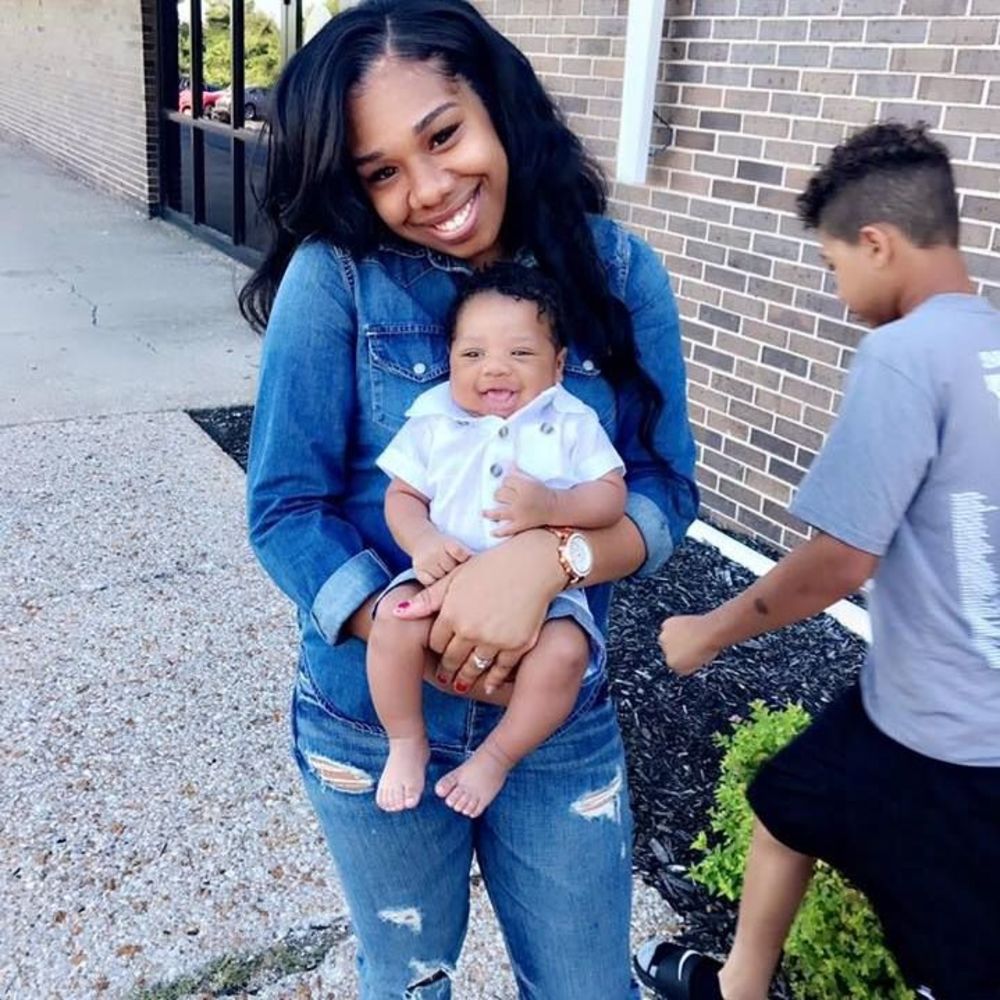 Meet your Posher, Cherez