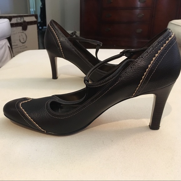 Ann Taylor Loft brown heels - Picture 3 of 3