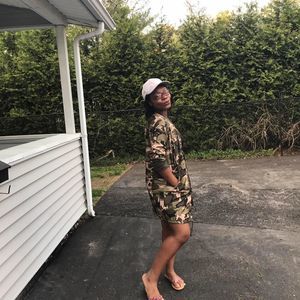 Meet your Posher, Emma