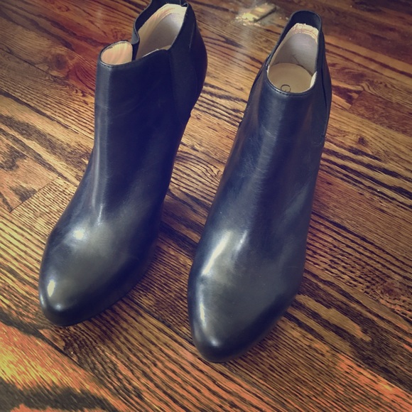 Guess heel booties - Picture 1 of 5