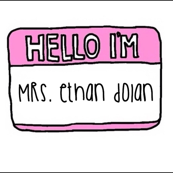 Meet your Posher, Ava - Picture 1 of 1